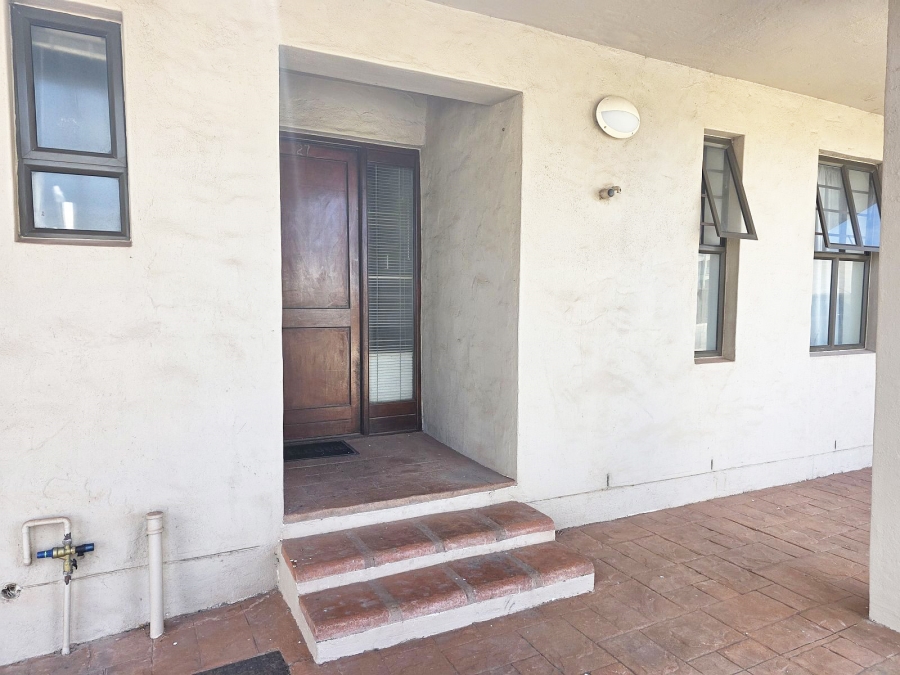 2 Bedroom Property for Sale in Mykonos Western Cape